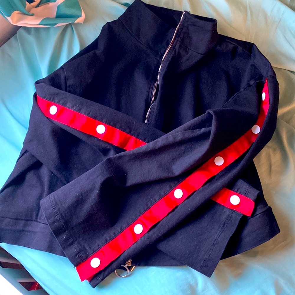 Black & Red Cropped Jacket NWOT Size 1x